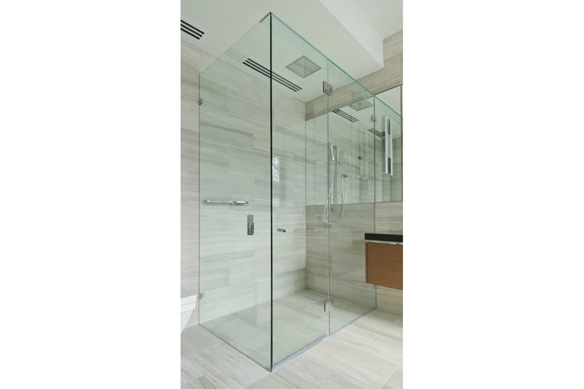 865MM Frameless Shower Screen With 10mm Toughen Glass Panels 3 865MM Frameless Shower Screen With 10mm Toughen Glass Panels