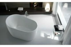 Otter Thin Edge Bathroom Oval Freestanding Acrylic BathTub 1400MM -Bathroom Supplies Sales Store imageedit 5 9273734439 1200x800 1